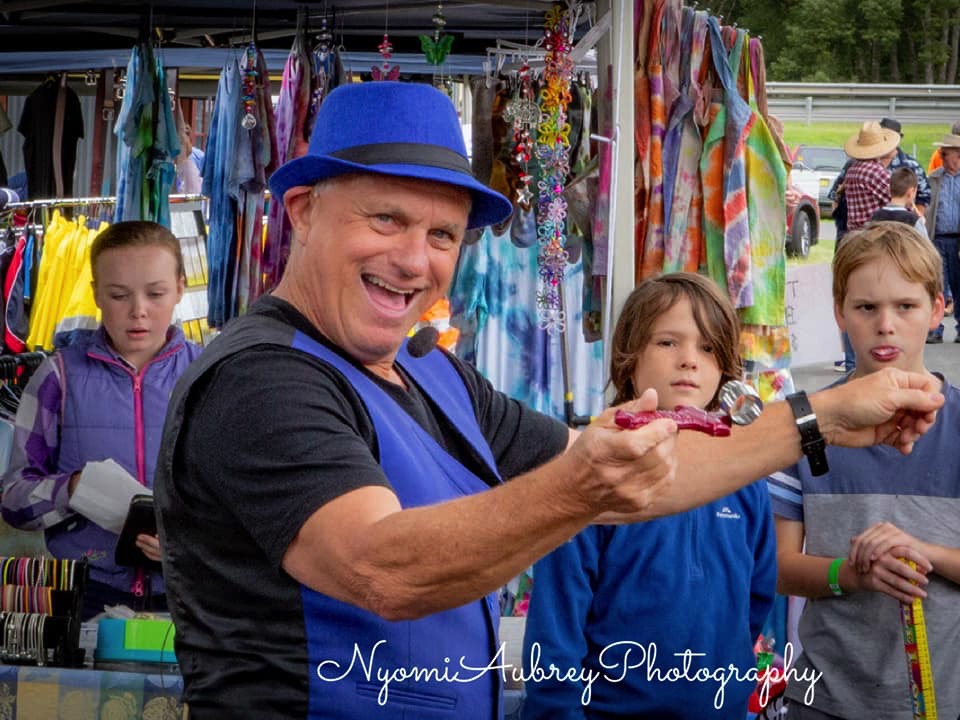 This is a supplied marketing image of Troppo Bob Magician